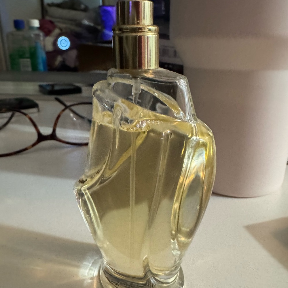 Donna Karan Cashmere Mist Perfume
